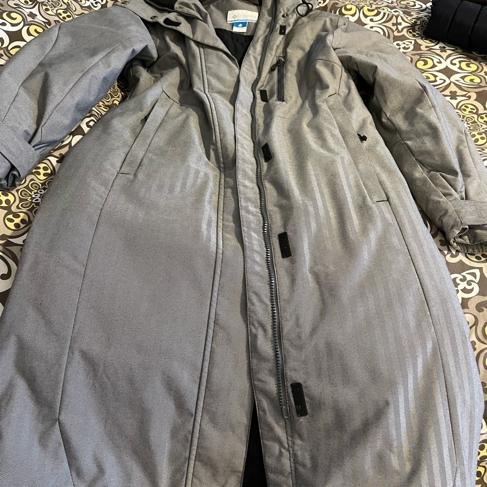 Columbia maxi grey winter jacket size medium